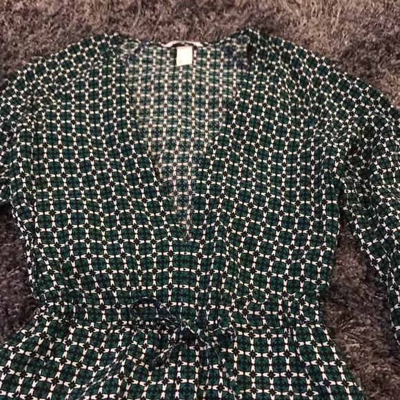 H&M long sleeve deep v romper - Picture 4 of 7